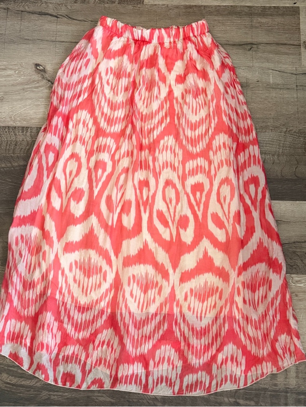 Guisy Italy Silk & Viscose Blend Coral Geometric Pattern lined Skirt Small